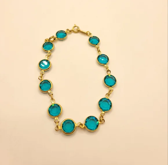Vintage Swavorski Dark Blue Circle Crystal Gold tone Bracelet